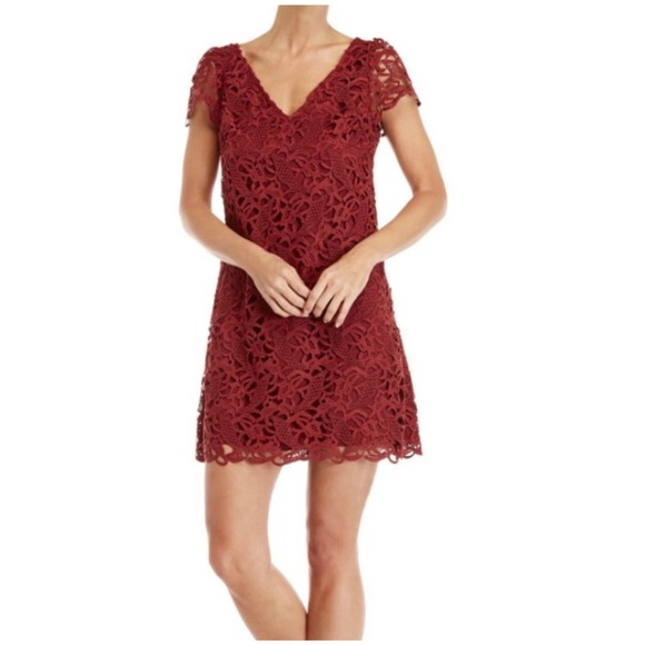 Club Monaco Dresses & Skirts - Club Monaco Rusty Red Lace Overlay Lined Shift Cocktail Evening Dress Size 8